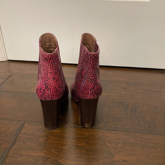 Juicy Couture booties - Picture 3 of 6